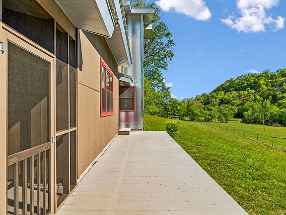 5th image of 644 W Fork Rd