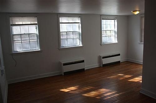 1st image of 817 S Park St APT 10