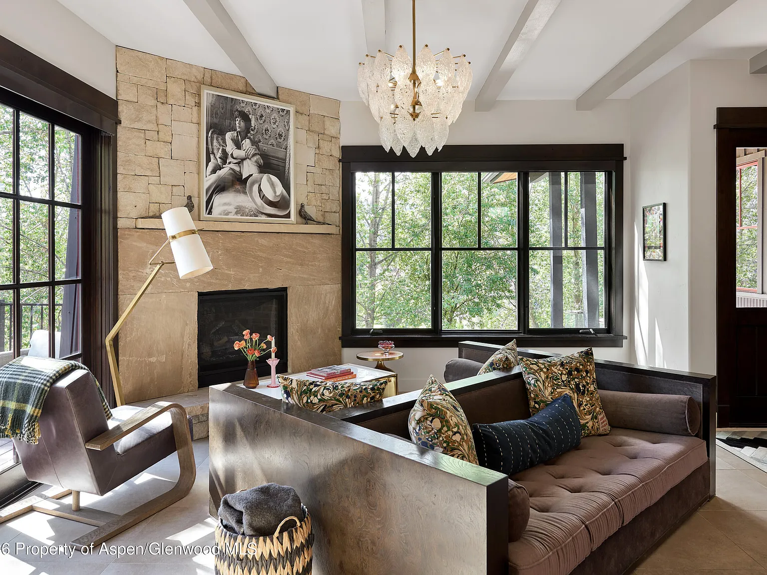 6 bed, 4900 sqft, $55,000 — Photo 4