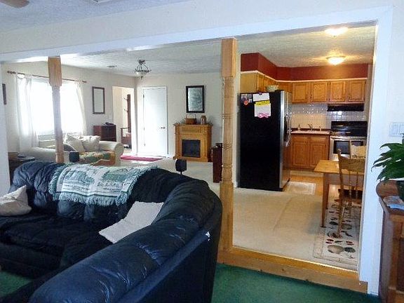 5th image of 290 Wenmar St
