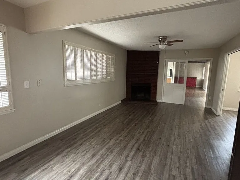 12704 Grayling Ave — Photo 2