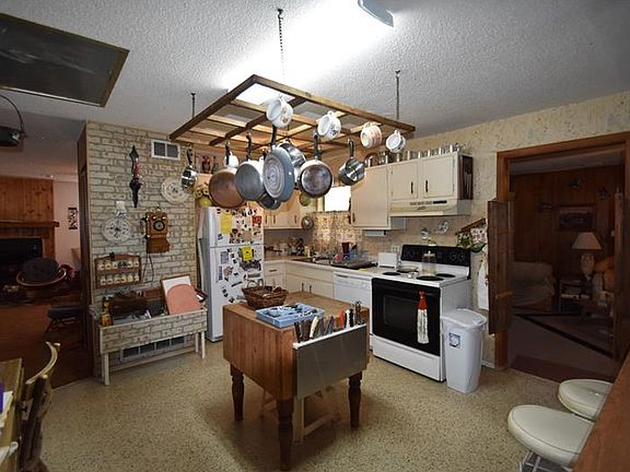 2nd image of 218 Lake Villa Way