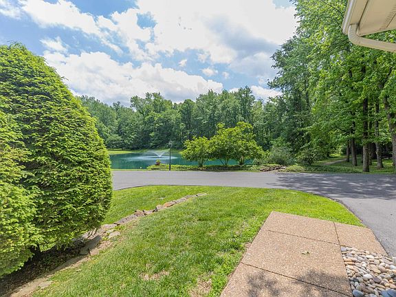 2nd image of 1415 Timberlake Rd