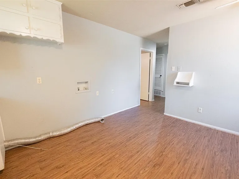 5101 Locke Ave — Photo 11