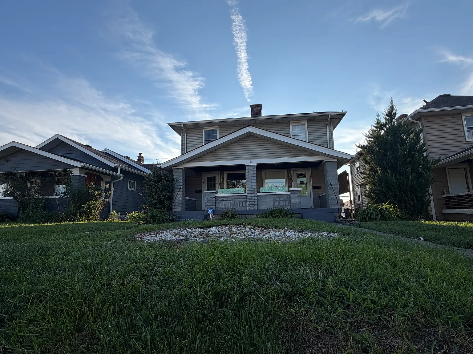 2 bed, 1400 sqft, $1,650 — Photo 1