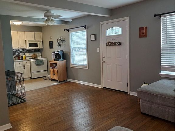 5th image of 29520 Bruce Dr