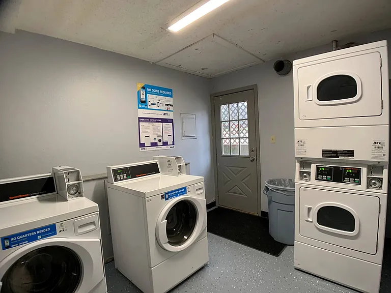 Laundry Facility at Apartments