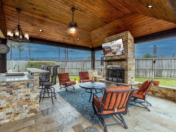 11443 Northam Dr, Tomball, TX 77375