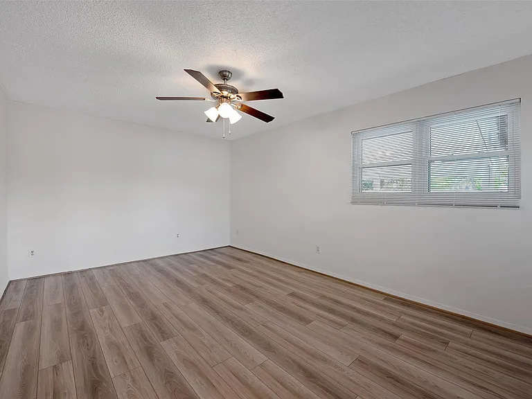 910 Judiway St — Photo 2