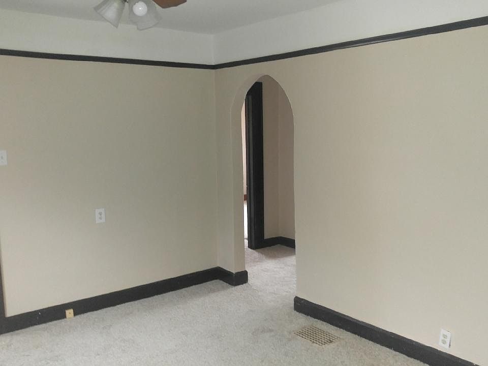 1st image of 1534 Comer Ave