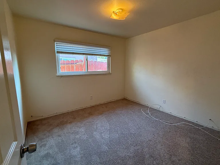 2 Trinity Ct — Photo 9