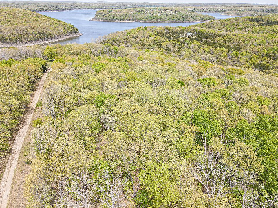 2nd image of Tract 15b Tall Oaks