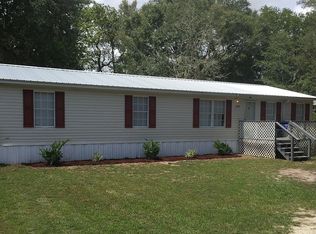 129 Winchester Ave, Interlachen, FL 32148