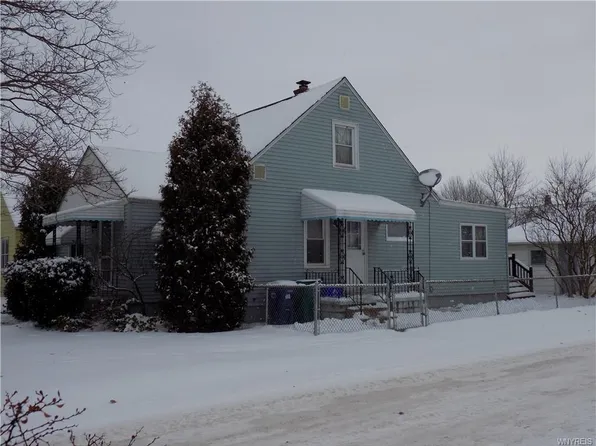 703 81st St, Niagara Falls, NY 14304
