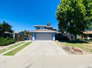 9235 Thoroughbred Way, Elk Grove, CA 95624