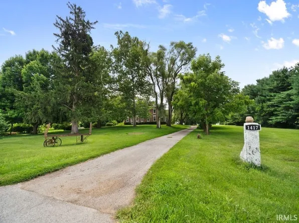 1417 W Gump Rd, Huntertown, IN 46748