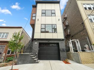 124 Dekalb Ave, Jersey City, NJ 07306