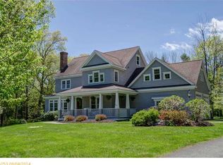 221 Fickett St, Cape Elizabeth, ME 04107