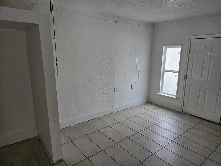 2630 Cottonwood Mnr #2630 — Photo 5