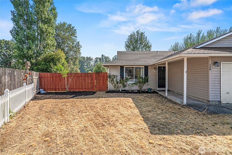 3rd image of 186 DECATUR Drive