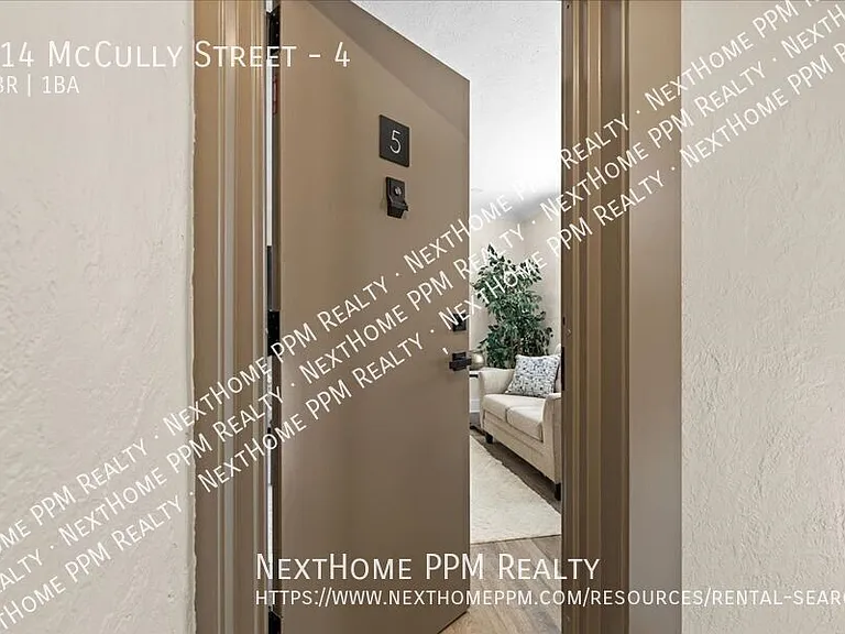 214 McCully St #4 — Photo 3