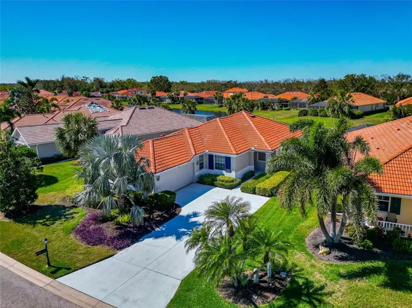 708 Foggy Morn Ln, Bradenton, FL 34212