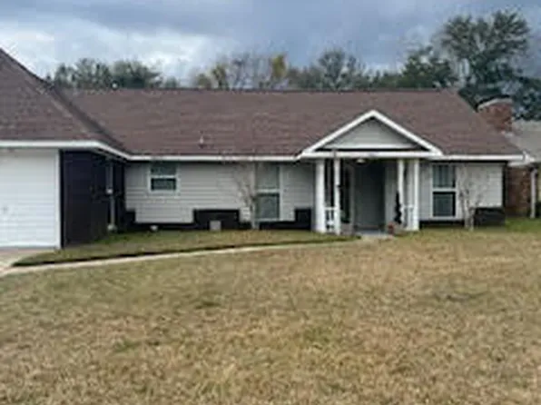 888 Carolee Cir, Biloxi, MS 39532