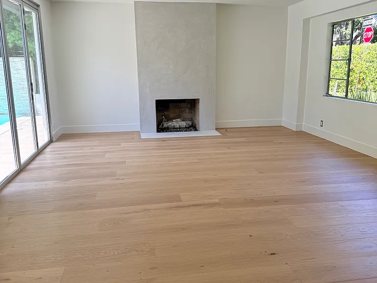 2409 N Vermont Ave — Photo 9
