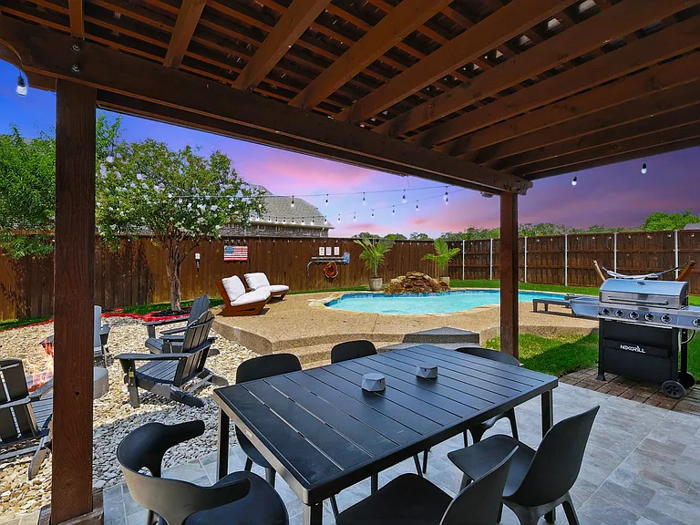 2516 Castle Pines Dr — Photo 43