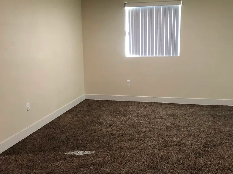 6522 Denver Ave — Photo 6
