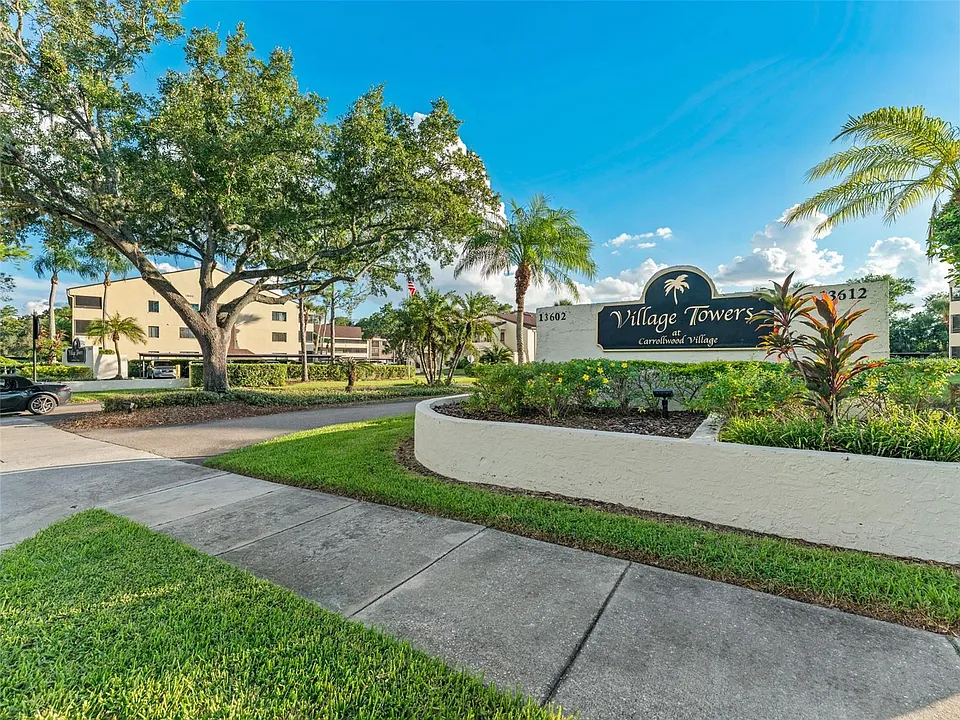 13608 S Village Dr #7204