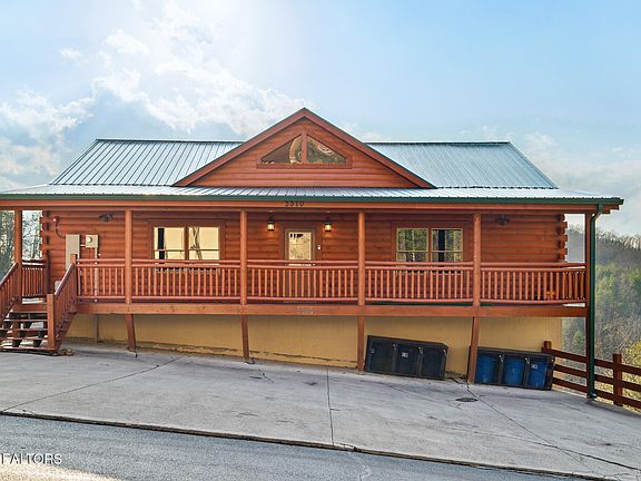 3rd image of 3310 Smoky Ridge Way