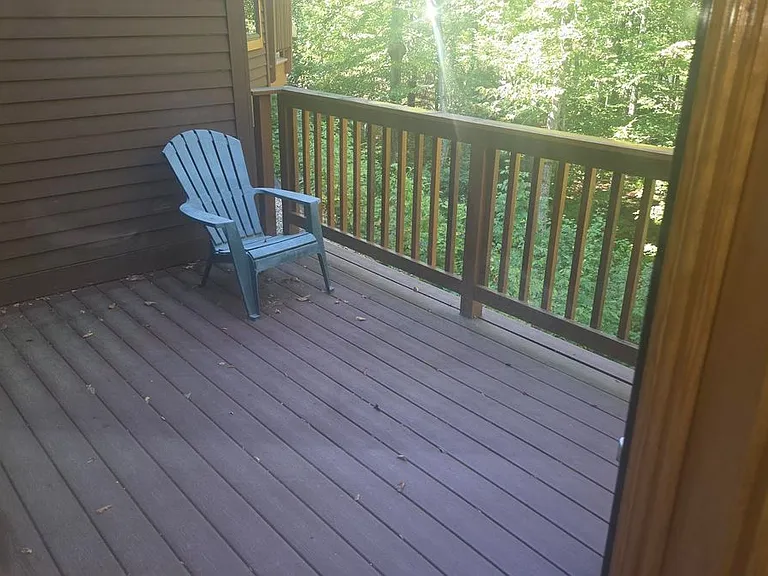 82 Rams Horn Dr #G2 — Photo 2