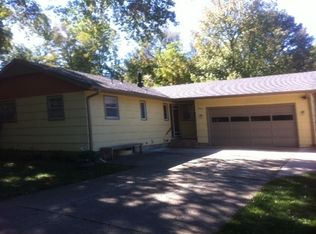 2909 SW Lane St, Topeka, KS 66611