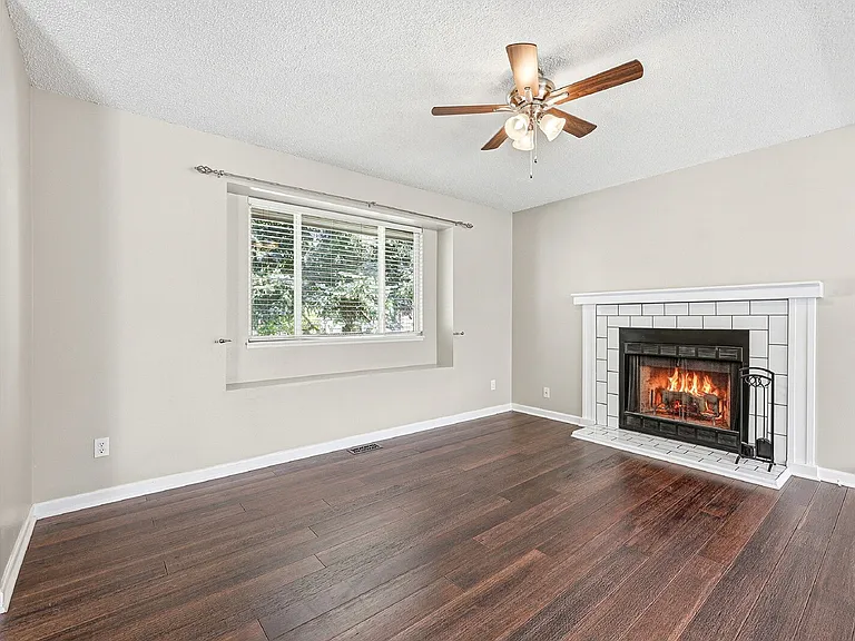2115 Golden Barrel Ct — Photo 4