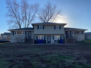 1001 W 29th Ter, Lawrence, KS 66046