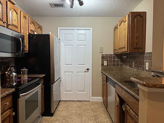Kitchen to laundry room 