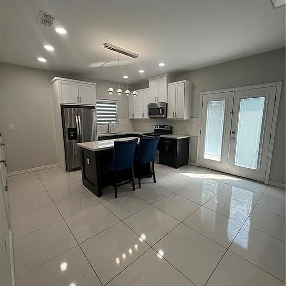 204 W Rutherford Ave #4 — Photo 3
