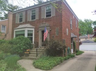 6737 N Lightfoot Ave, Chicago, IL