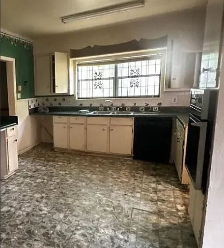 503 Valley St — Photo 5