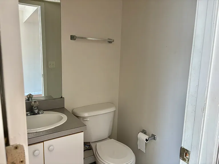 409 S Beech St #2 — Photo 5