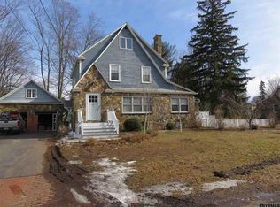 3 Kenaware Ave, Delmar, NY 12054