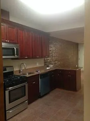 Rented by Urban Realty NYC | media 32