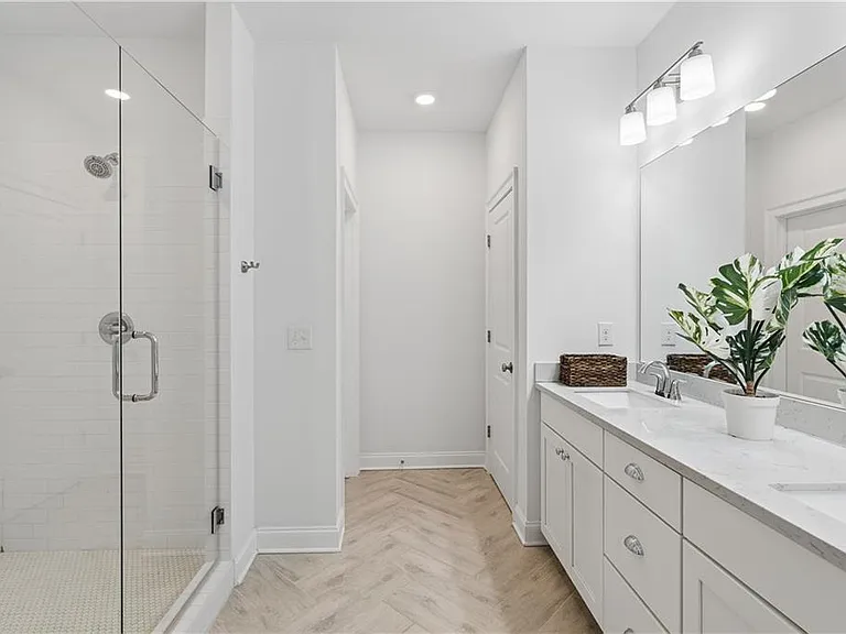 857 Constellation Dr — Photo 25