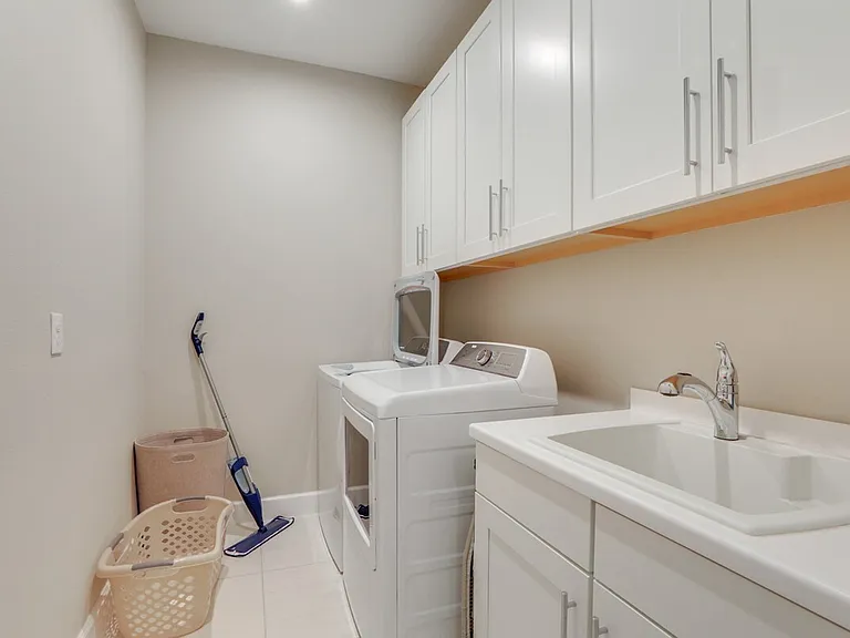 Laundry Room Cabinet