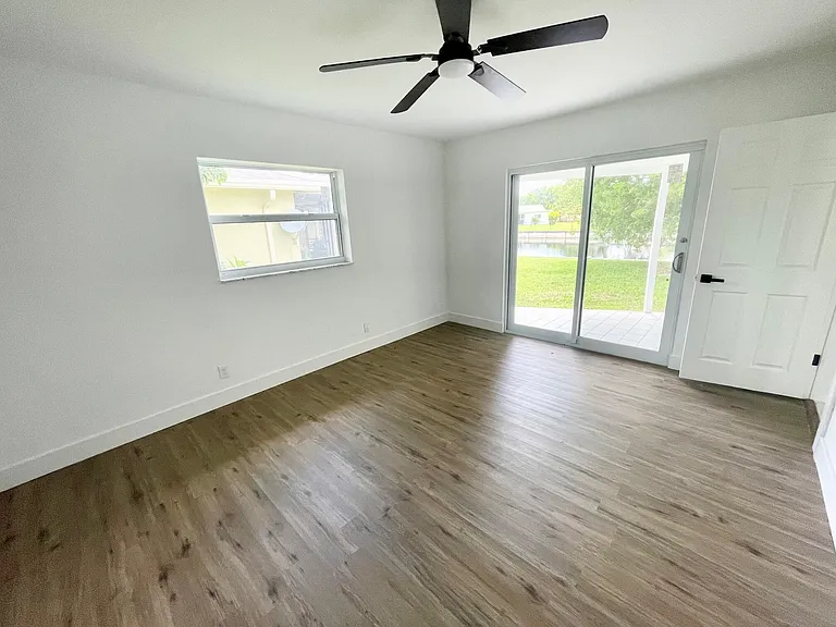 6606 NW 95th Ave — Photo 7