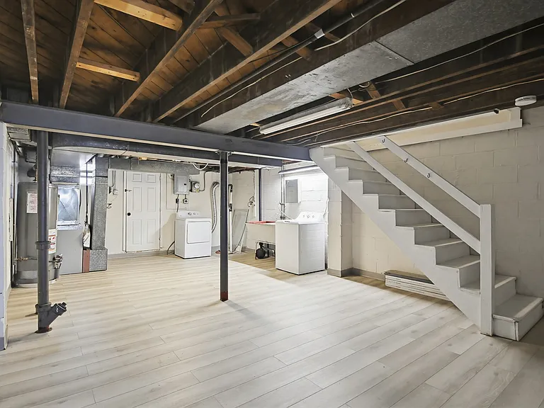 7536 Westfield Rd — Photo 26