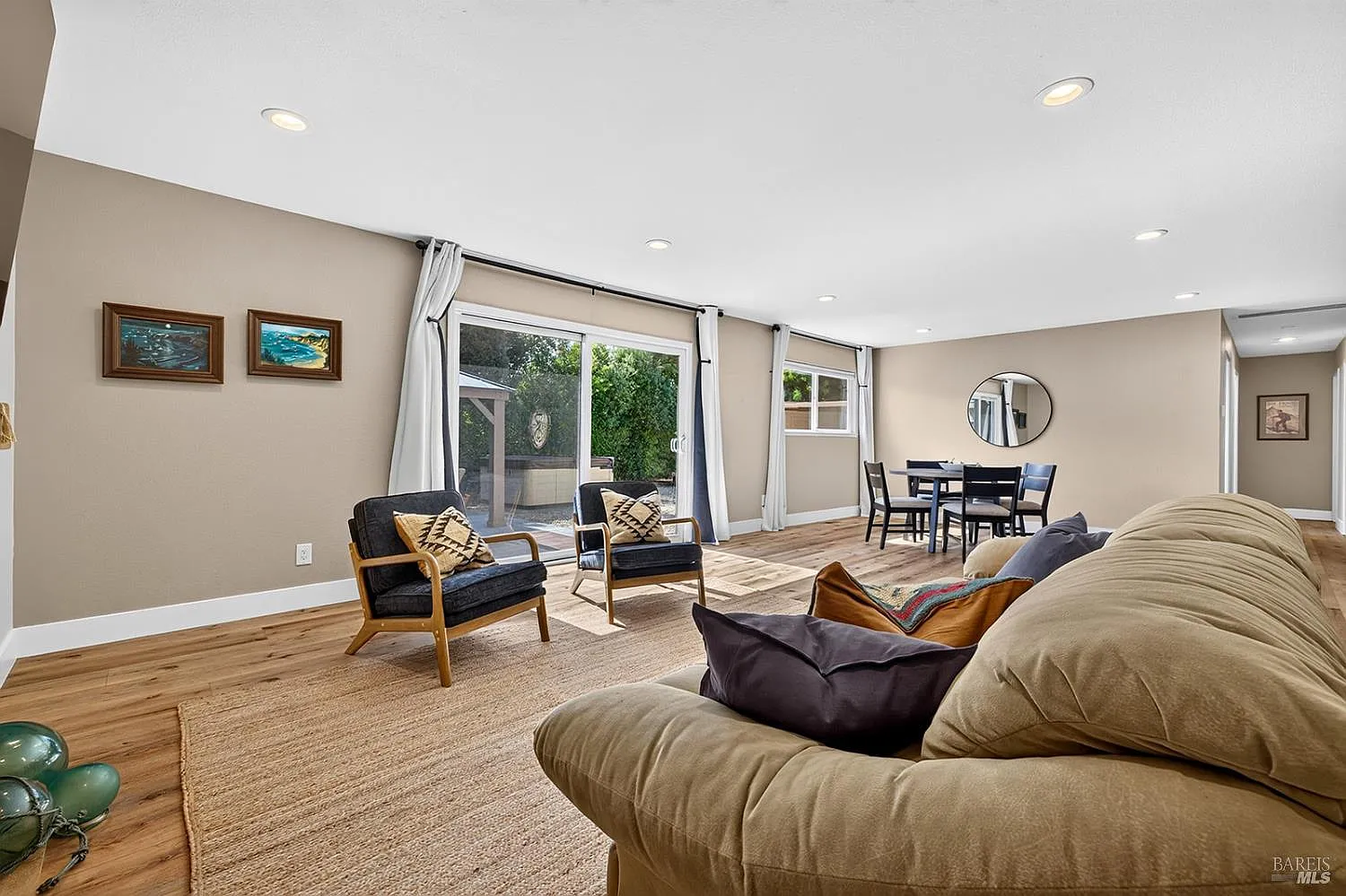 5469 Country Club Drive - Photo 11