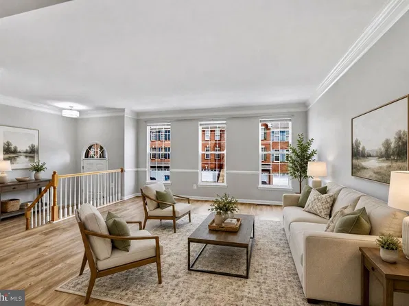 43391 Frenchmans Creek Ter, Ashburn, VA 20147