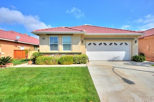 1st image of 28480 Grandview Dr